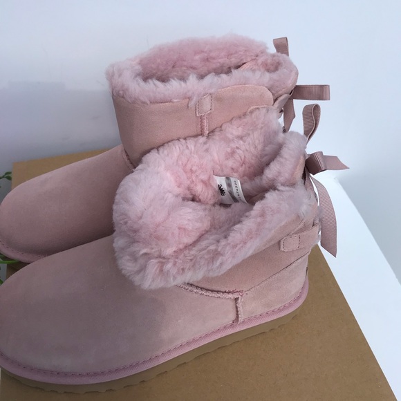 UGG Mini Continuity Bow Boots - Picture 8 of 8